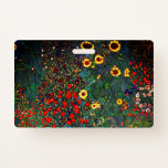Gustav Klimt Flower Garden Ausweis<br><div class="desc">Abzeichen mit Gustav Klimts Ölgemälde Farm Garden mit Sonnenblumen (1907). Ein wunderschöner Garten mit Sonnenblumen und exquisiten blauen,  roten,  lila,  rosa und weißen Blume. Ein großartiges Geschenk für Jugendliche und österreichische Kunstliebhaber.</div>