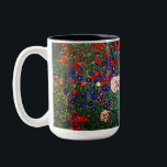 Gustav Klimt Flower Garden Zweifarbige Tasse<br><div class="desc">Kaffeemaschine mit dem Ölgemälde Farm Garden von Gustav Klimt mit Sonnenblumen (1907). Ein wunderschöner Garten mit Sonnenblumen und exquisiten blauen,  roten,  lila,  rosa und weißen Blume. Ein großartiges Geschenk für Jugendliche und österreichische Kunstliebhaber.</div>