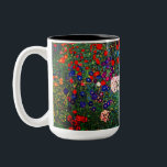 Gustav Klimt Flower Garden Zweifarbige Tasse<br><div class="desc">Kaffeemaschine mit dem Ölgemälde Farm Garden von Gustav Klimt mit Sonnenblumen (1907). Ein wunderschöner Garten mit Sonnenblumen und exquisiten blauen, roten, lila, rosa und weißen Blume. Ein großartiges Geschenk für Jugendliche und österreichische Kunstliebhaber.</div>