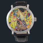 Gustav Klimt Lady mit Fan Armbanduhr<br><div class="desc">Schauen Sie Gustav Klimts Ölgemälde Lady mit Fan (1918). Eine Frau, die einen blauen Kimono trägt, hält einen roten Fan vor einem bunten, gelben Hintergrund von Blume und Pfauen. Ein großartiges Geschenk für die Fans von Japonisme und europäischer Kunst.</div>