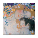 Gustav Klimt - Mutter und Kind Fliese<br><div class="desc">Mutter und Kind (Detail von drei Jahren der Frau) - Gustav Klimt,  Öl auf Leinwand,  1905</div>
