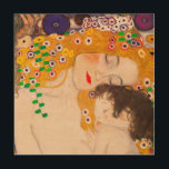 Gustav Klimt - Mutter und Kind Holzdruck<br><div class="desc">Gustav Klimt - Mutter und Kind - Mutter und Kind ist ein detaillierter Teil des 1905 erbauten Gemäldes der Frau. Dieses Gemälde wird auch als "Le Tre Eta Della Donna" bezeichnet. In diesem Bild konzentrieren wir uns nur auf einen Teil des Kunstwerks,  die Mutter und das Kind.</div>