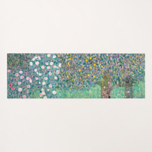 Gustav Klimt - Rosensträucher unter den Bäumen Yogamatte