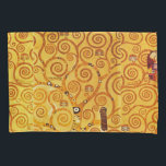 Gustav Klimt Tree of Life: Jugendstil-Symbolist Kissenbezug<br><div class="desc">Mit diesem Meisterwerk, dem "Baum des Lebens" von Gustav Klimt (aus der Stilfrize), können Sie Ihren Platz stärken. Dieses gefeierte Jugendstil-Kunstwerk besticht durch seine schwindelerregenden, goldenen Äste, komplizierten Muster und symbolischen Motive, die die Reise, Verbindung und Wachstum des Lebens darstellen. Klimts prächtige, goldene, mosaikähnliche Details und abstrakte Formen schaffen ein...</div>