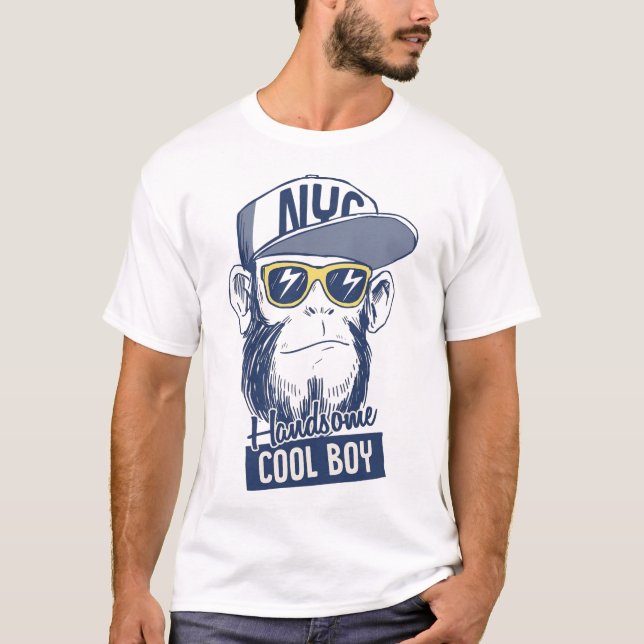 Gutaussehender Cooler Junge T-Shirt (Vorderseite)