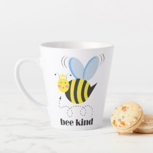 Gute Bienenprinzessin mit Krone und Slogan Bee Kin Milchtasse