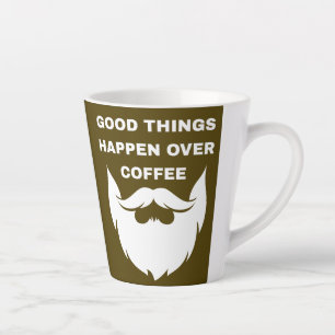Gute Dinge passieren beim Kaffee Milchtasse
