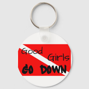 Gute Mädchen gehen Schlüsselanhänger hinunter