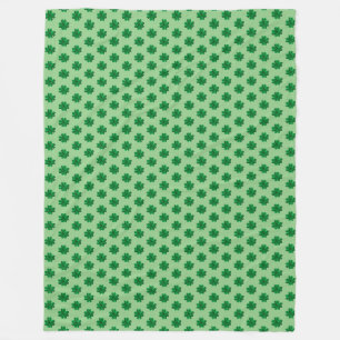 Gute Vier-Leaf-Clovers bei Limettengrün Fleecedecke