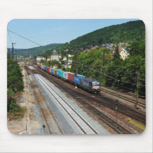 Güterzug in Deutschland am Main Mousepad
