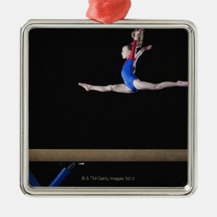 Gymnast (9-10) springend auf Schwebebalken 2 Ornament Aus Metall