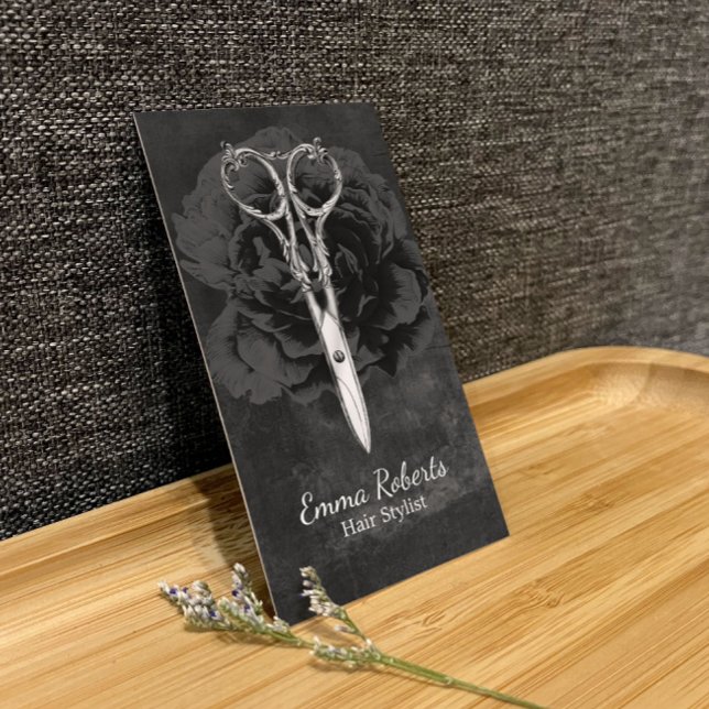 Haar Stylist Chic Schere Dark Floral Chalkboard Visitenkarte (Von Creator hochgeladen)