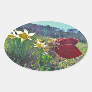 Haare und gelbe Blumen Ovaler Aufkleber