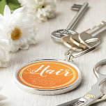 Haarstylistin Makeup Salon Chic Orange Gold Schere Schlüsselanhänger<br><div class="desc">Friseur / Friseursalon / Friseursalon / Friseur / Schönheitssalon / Makeup Künstler / Stylisten / Hochzeitsplaner / Eventplaner / Berater / Boutique Besitzer / modische Keychains Vorlagen - Moderne Imitate Gold Scissors on Orange Gradient Background.</div>