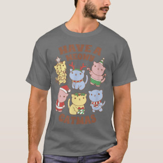 Habe einen mageren WeihnachtskatzenWeihnachtskatze T-Shirt