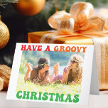 Haben Sie ein Groovy Weihnachten Niedliches Hippie<br><div class="desc">Nimm dir eine grobkörnige Weihnachtskarte. Passen Sie Ihre niedliche Hippie-Urlaubskarte mit diesem trendigen 70er-Text in lustigen Farben an. Eine farbenfrohe Weihnachtskarte mit Ihrem Foto.</div>
