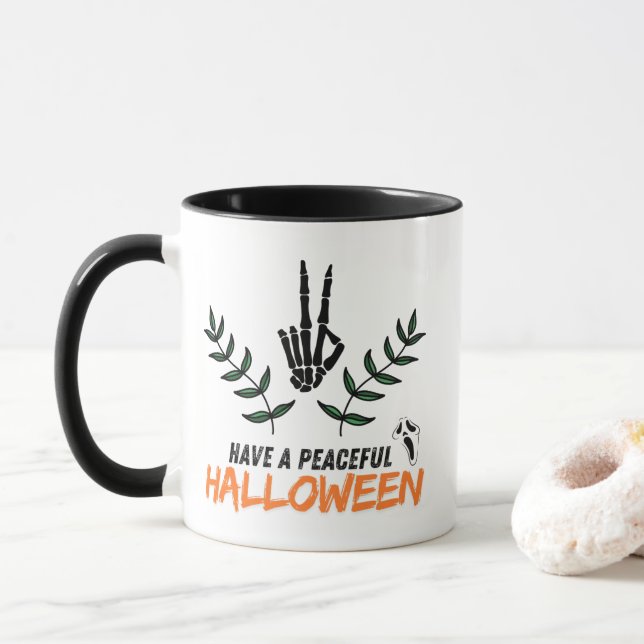Haben Sie eine Friedliche Halloween-Tasse Tasse (Mit Donut)
