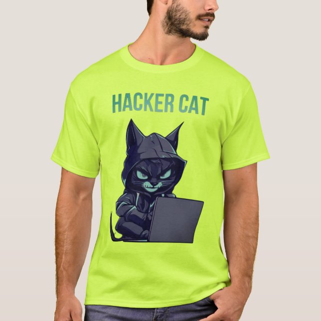 "Hacker Cat: Code Whisperer T-Shirt" T-Shirt (Vorderseite)