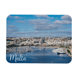 Hafen Sliema mit modernen Gebäude und Booten Magnet
