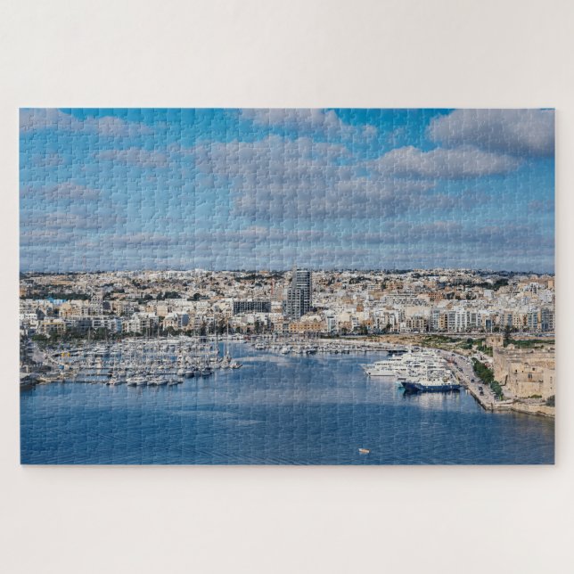 Hafen Sliema mit modernen Gebäude und Booten Puzzle (Horizontal)