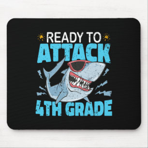 Hai bereit zum Angriff 4. Klasse erster Tag Jungen Mousepad