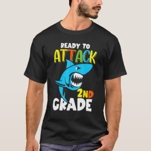 Hai bereit zum Angriff der zweiten Stufe des erste T-Shirt