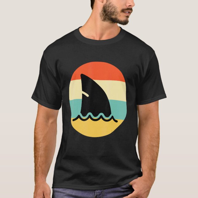 Hai Fin Retro Style Shark T-Shirt (Vorderseite)