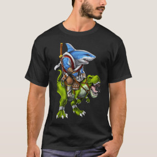 Hai-Samurai auf T-Rex-Dinosaurier reitend T-Shirt