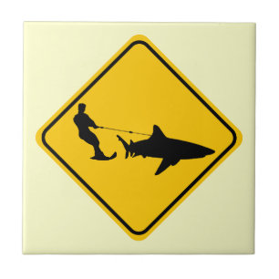 Haifisch-Skifahren Fliese