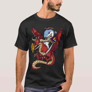 Haifischpirat reitet Drachen T-Shirt