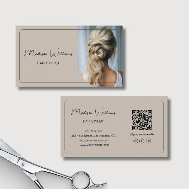Hair Stylist Modernes Foto Beige Visitenkarte (Hair Stylist Modern Photo Beige Business Card)