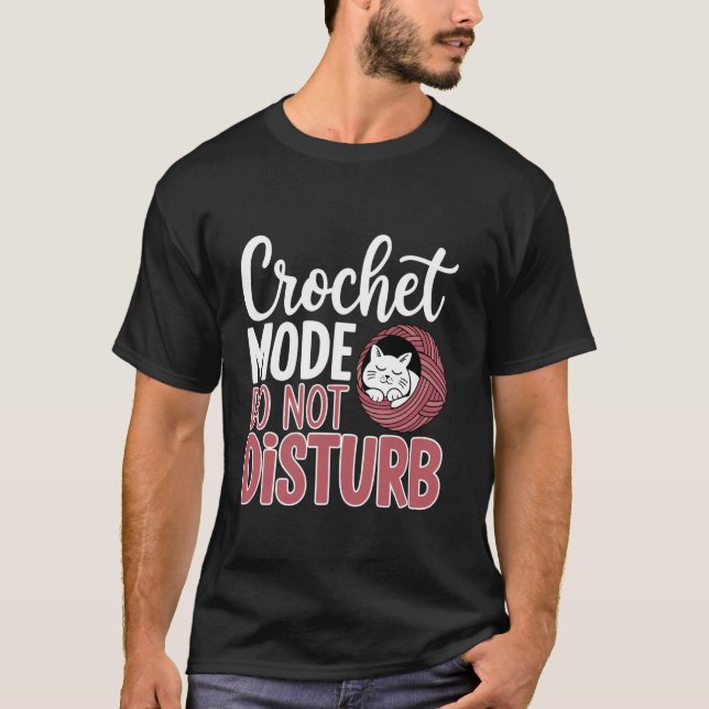 Häkelnde Katze Häkeln T-Shirt (Vorderseite)