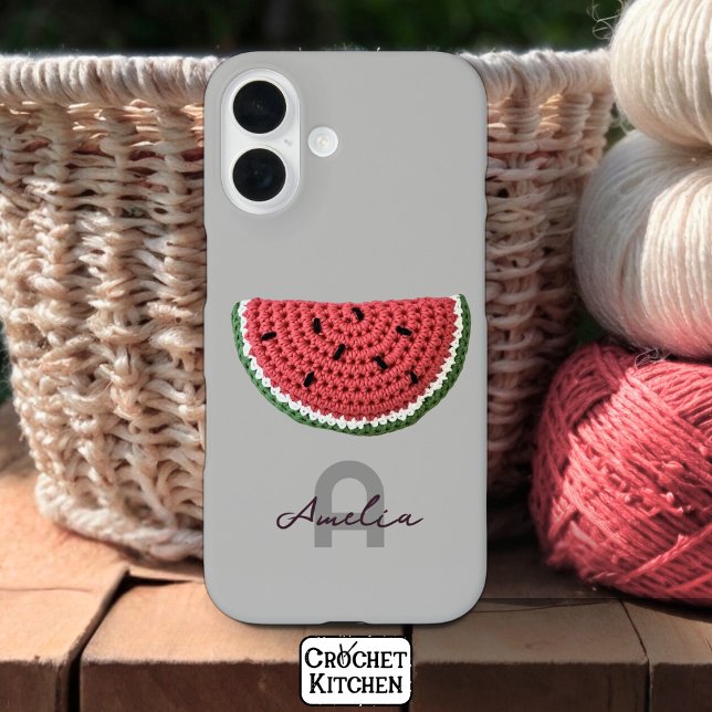 Häkelnde Wassermelone Frucht Ästhetik Monogramm  iPhone 16 Hülle (Von Creator hochgeladen)