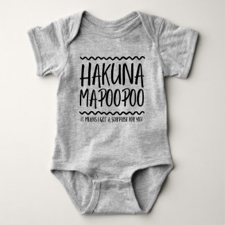 HAKUNA MAPOOPOO FUNNY BABY STRAMPLER