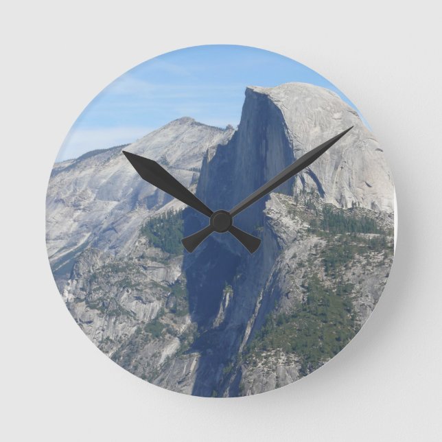 Halb Dome, Yosemite, CA Runde Wanduhr (Vorderseite)