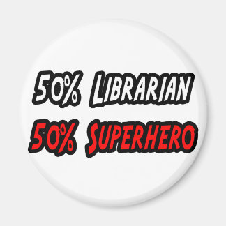 Halb-Librarian Halb-Superheld Magnet