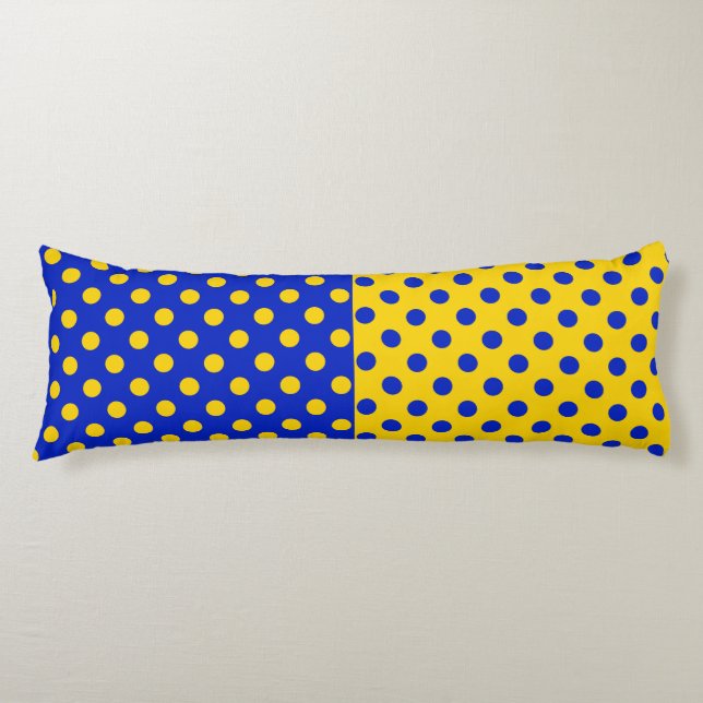 Halbblauer Polka Dots Design Seitenschläferkissen (Vorderseite)
