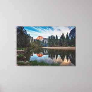 Halbe Haube und Merced Leinwanddruck