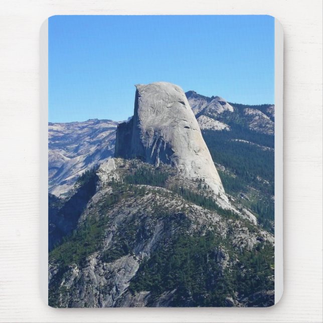 Halbkuppel von Washburn Point, Yosemite, CA Mousepad (Vorne)