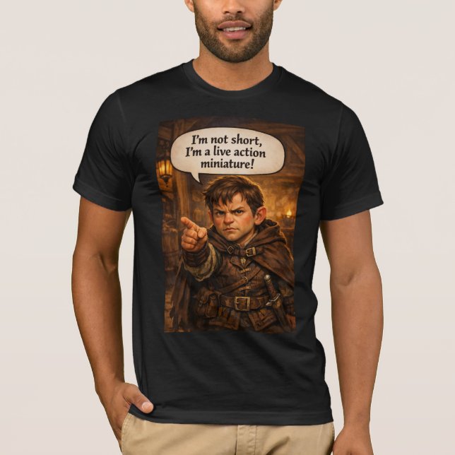 Halbling Nicht Klein T-Shirt (Vorderseite)