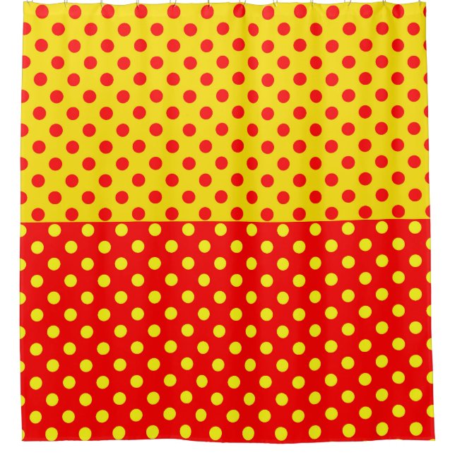 Halbrotes Polka-Dots-Design Duschvorhang (Vorderseite)