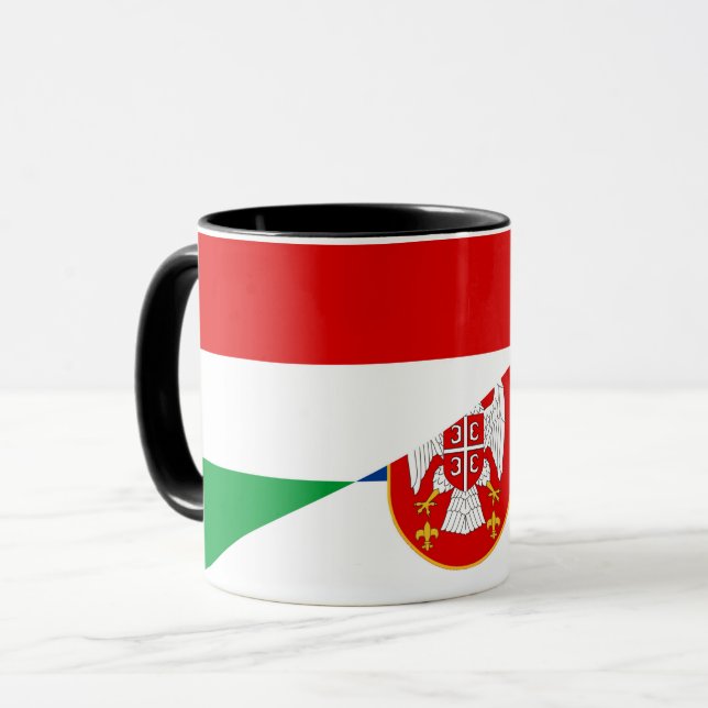 Halbzeichen der hungrigen Serbia-Flagge Tasse (Vorderseite Links)