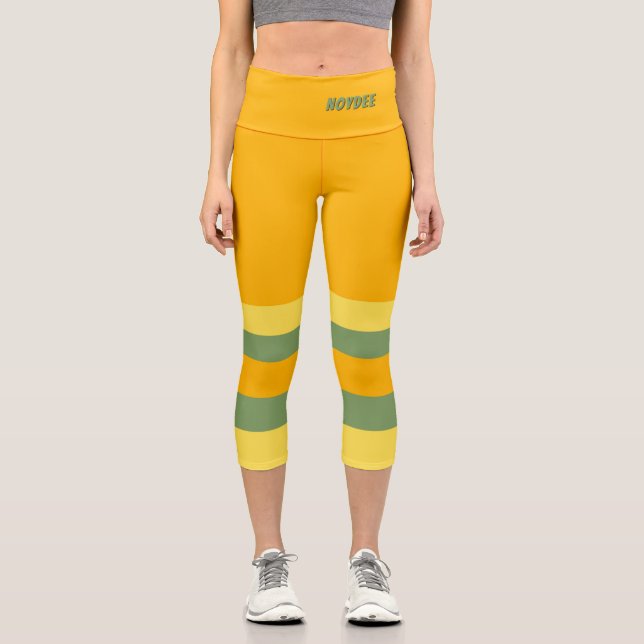 Half and Stripes Horizontal Orange Yellow Green Capri Leggings (Vorderseite)