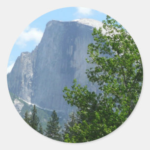 Half Dome im Sommer im Yosemite-Nationalpark Runder Aufkleber