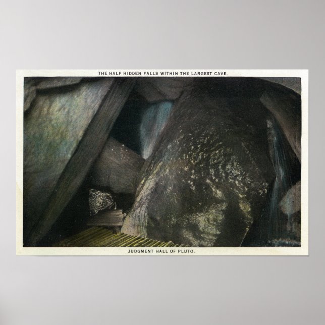 Half versteckte Falls View of Judgment Hall of Pla Poster (Vorne)