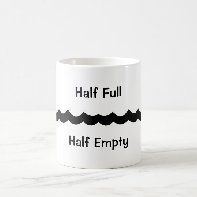 Hall voll halb leer tasse (Mittel)