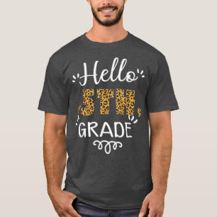 Hallo 5. Klasse Zurück zur Schule Leopard Herzunte T-Shirt