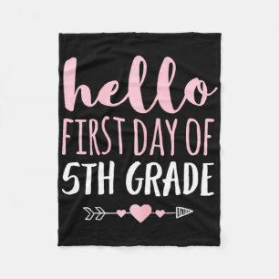Hallo erster Tag der 5. Klasse Lehrer Schüler Pfei Fleecedecke