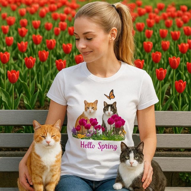 Hallo Frühlingskatzen im Blumengarten Tulip T-Shirt (Cat lovers spring season t-shirt. )