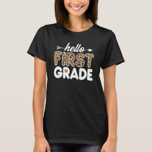 Hallo Leopard Print First Grade Lehrer T-Shirt